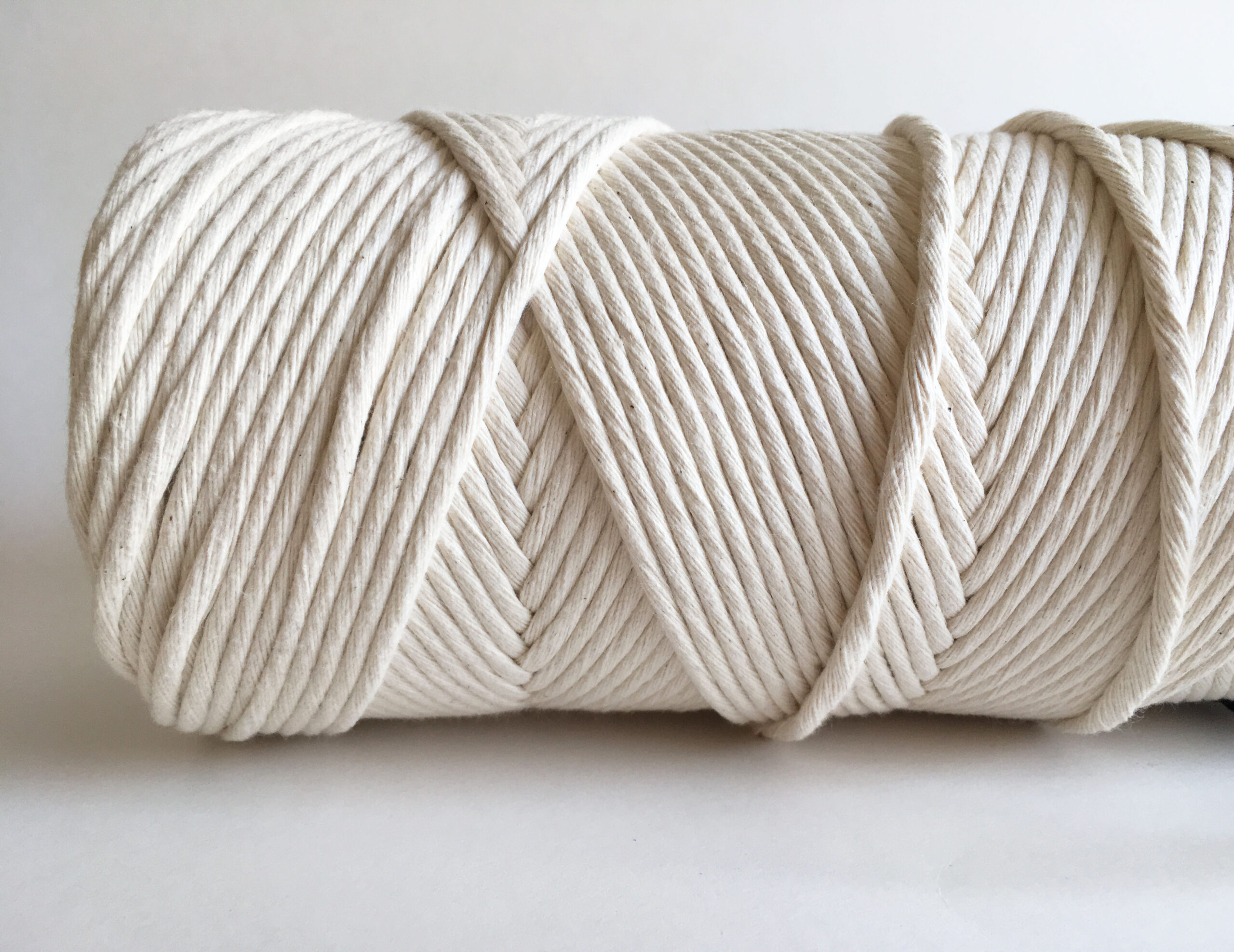 Knot & Rope Supply Ltd 6mm Single Strand Cotton Rope | Pure White x 600 Spool | Available in a variety of colors 